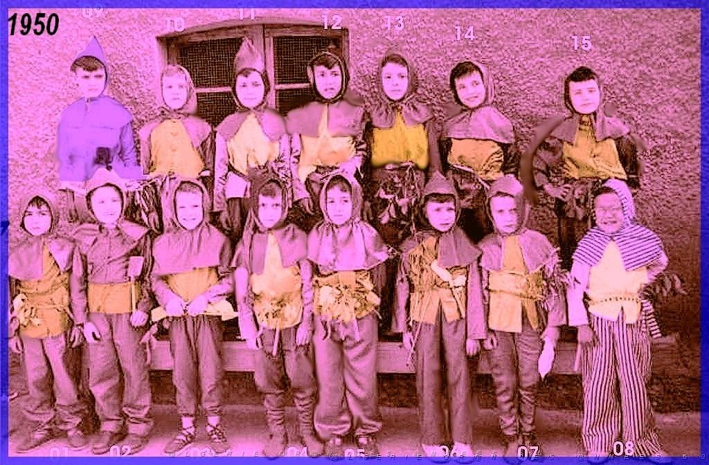 ECOLE JEAN MACE GARCONS 1950 XXX N04 FETES DE FIN D ANNEE.jpg